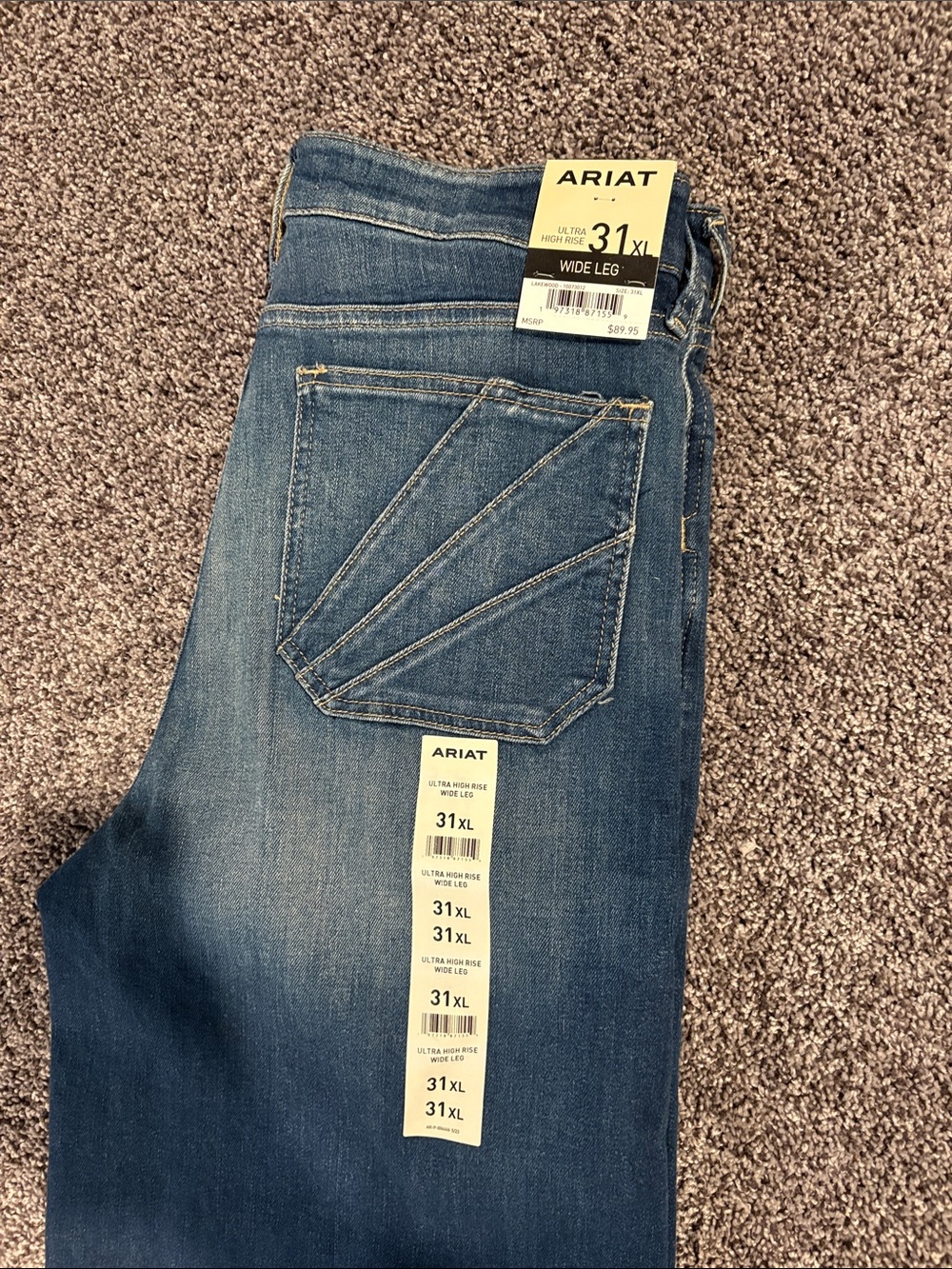 Ariat Women’s Medium Blue Bootcut Jeans - 31XL